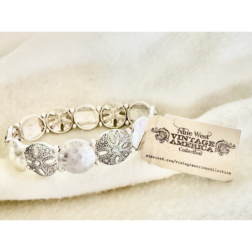 Nine West Vintage America SILVER TONE METAL STRETCH Beachy BRACELET